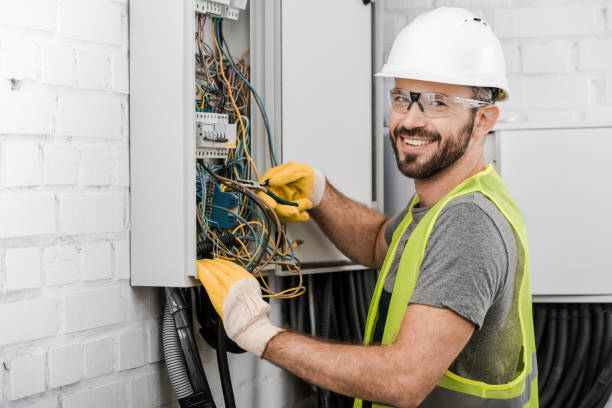 Best Electrical Repair Services  in Oshkosh, WI